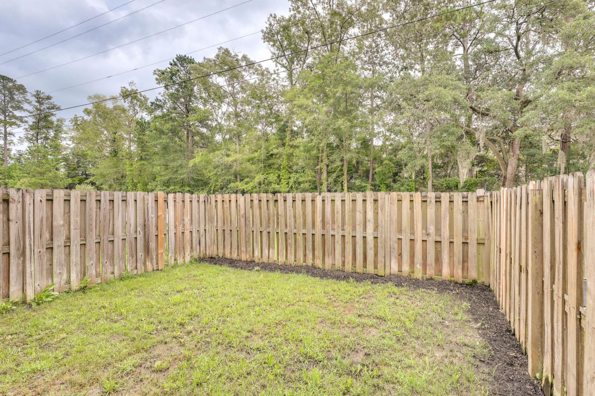Charming North Charleston Townhome - Pets Welcome! Экстерьер фото