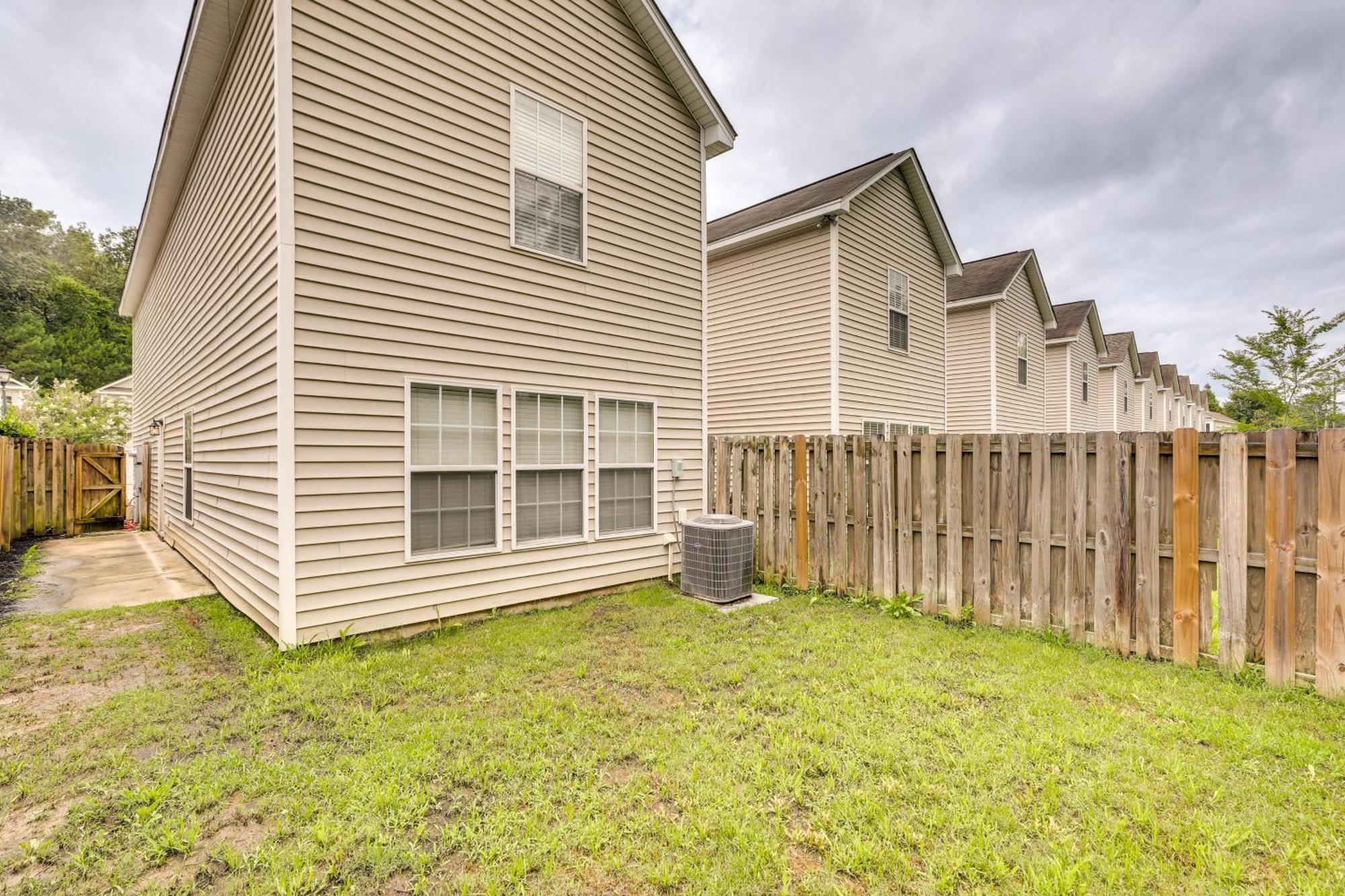 Charming North Charleston Townhome - Pets Welcome! Экстерьер фото